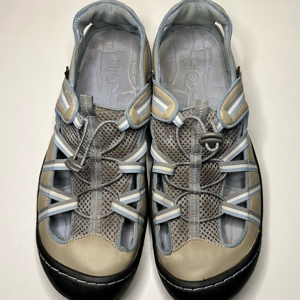 J-41 Adventure Sandals Womens size 8 - tan and blue